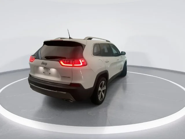 Used 2021 White Jeep Limited image 9