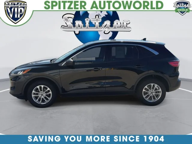 Used 2022 Black Ford SE image 6