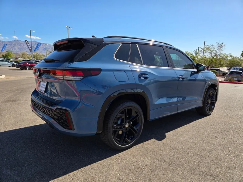 New 2026 Blue Volkswagen 2.0T SE R-Line Black image 4