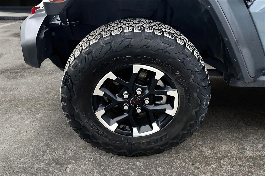 2025 Jeep Wrangler 4-Door Rubicon - Photo 9
