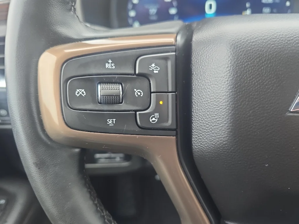 Used 2024 Black Chevrolet High Country image 11