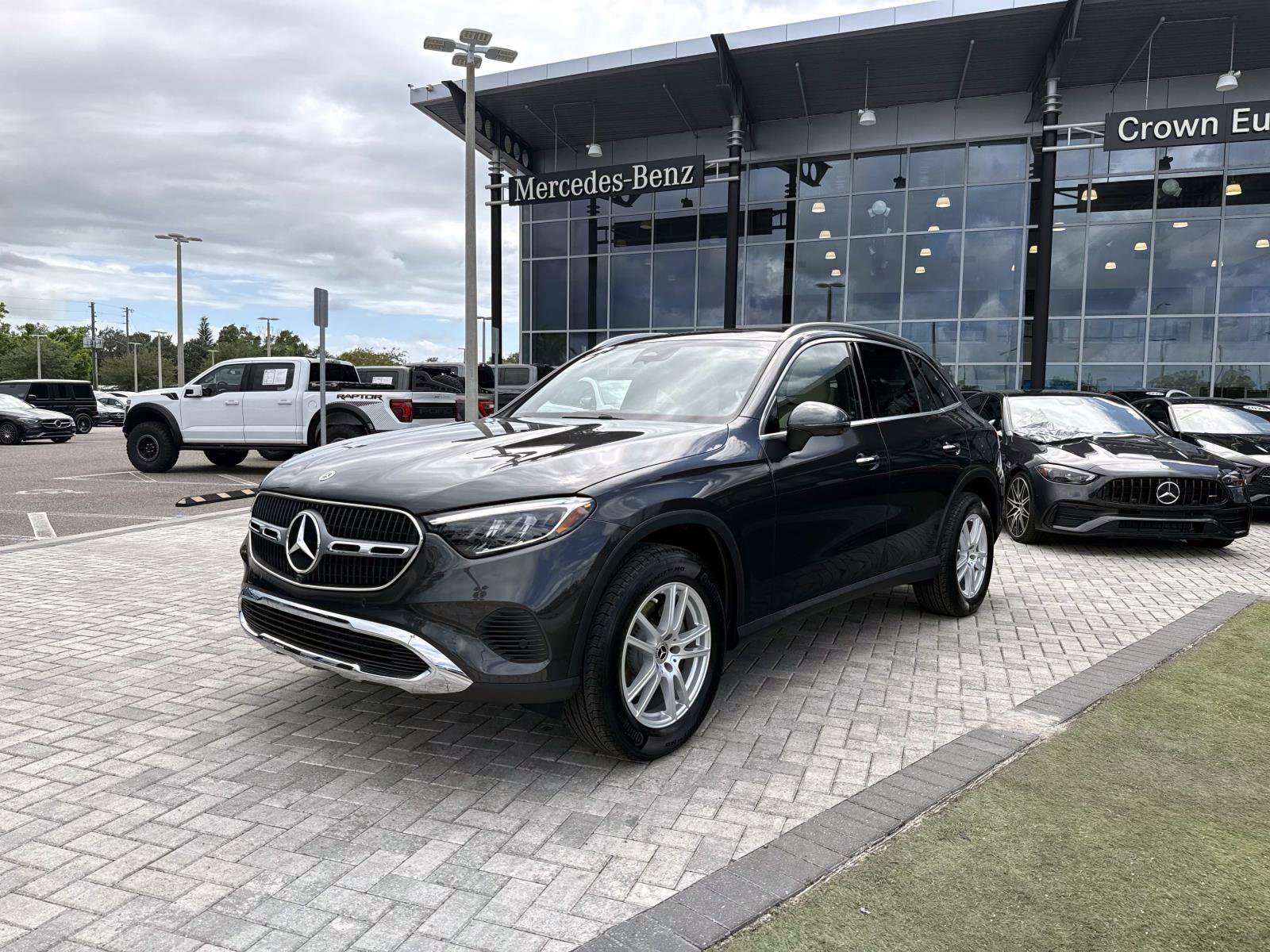 New 2026 Gray Metallic Mercedes-Benz 300 4MATIC® SUV image 2