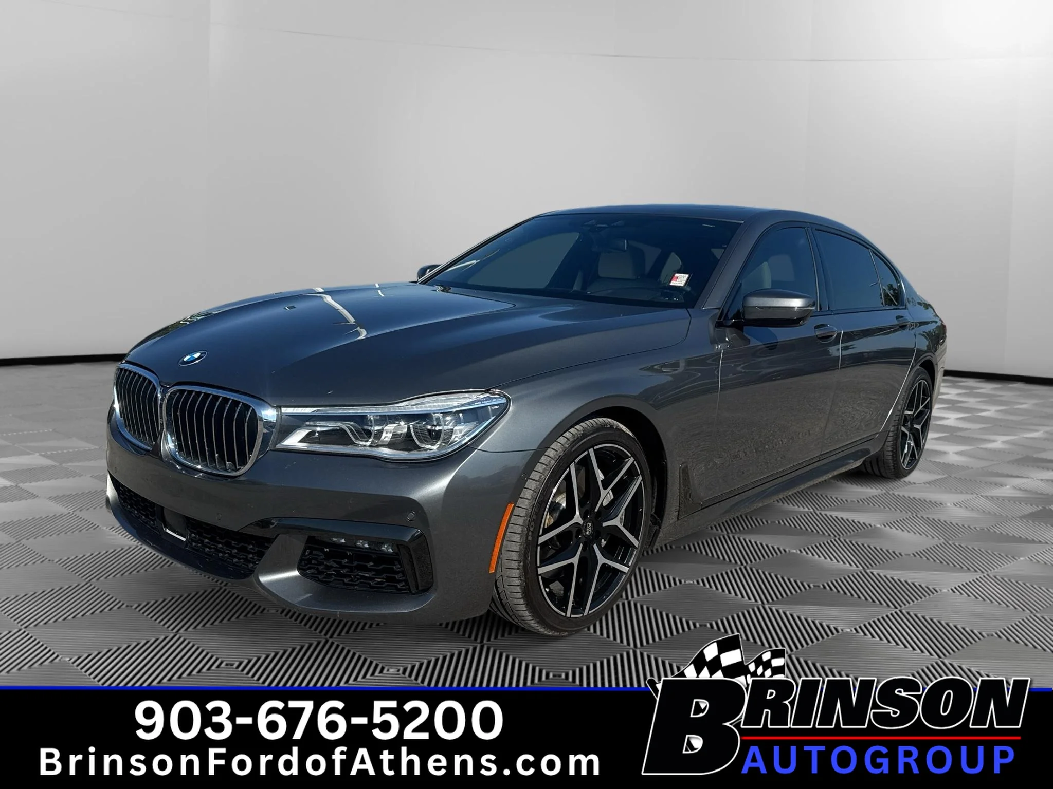 Used 2019 Magellan Gray Metallic BMW 750i image 1