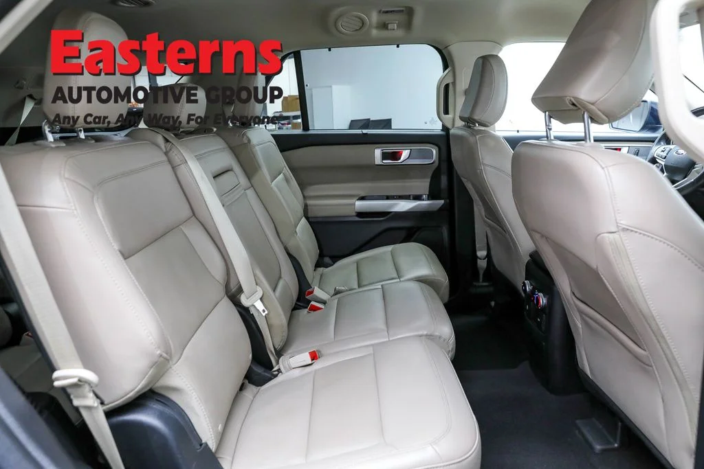 Used 2023 Black Ford Limited image 23