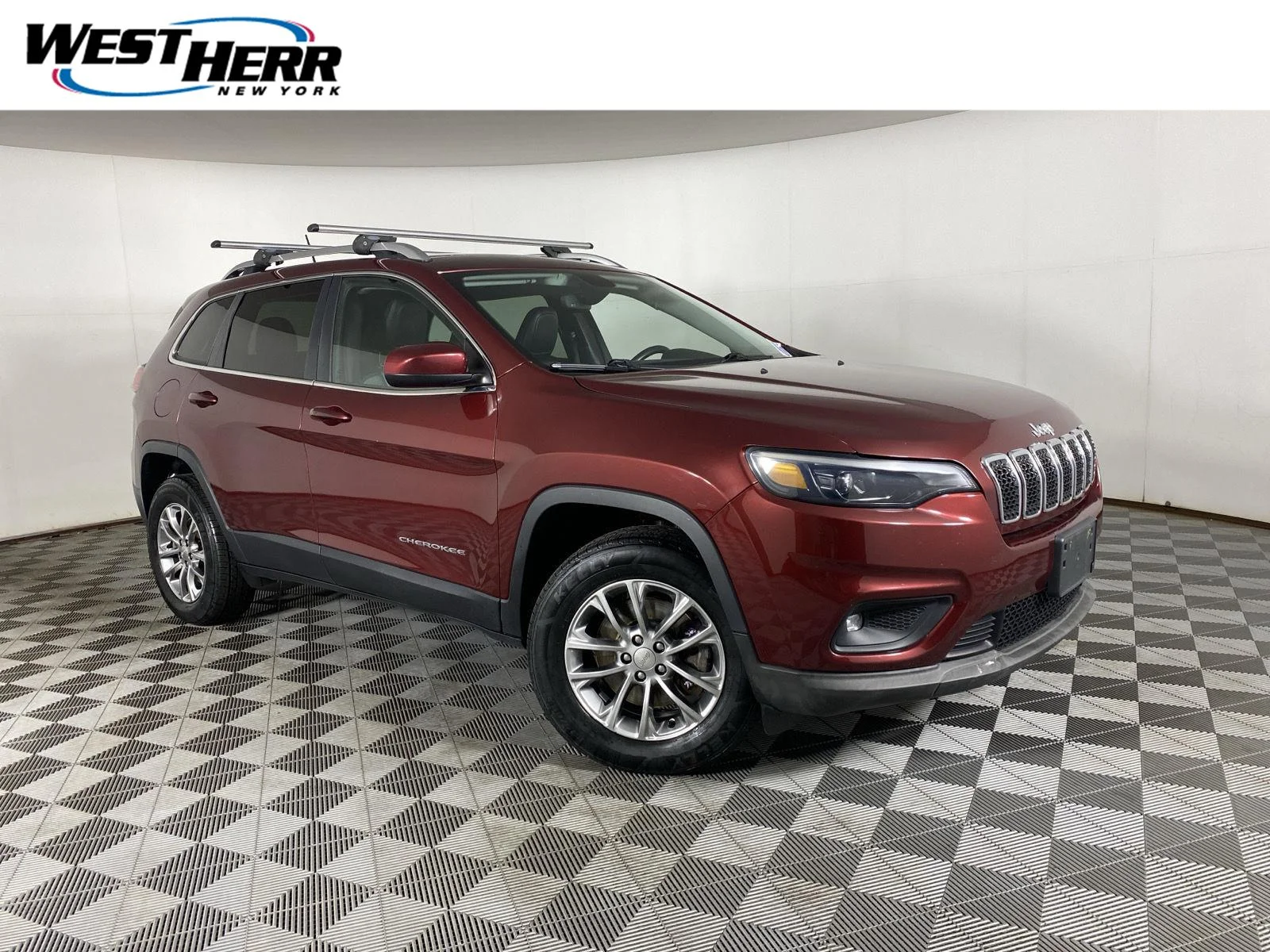 Used 2019 Velvet Red Pearlcoat Jeep Latitude Plus image 1