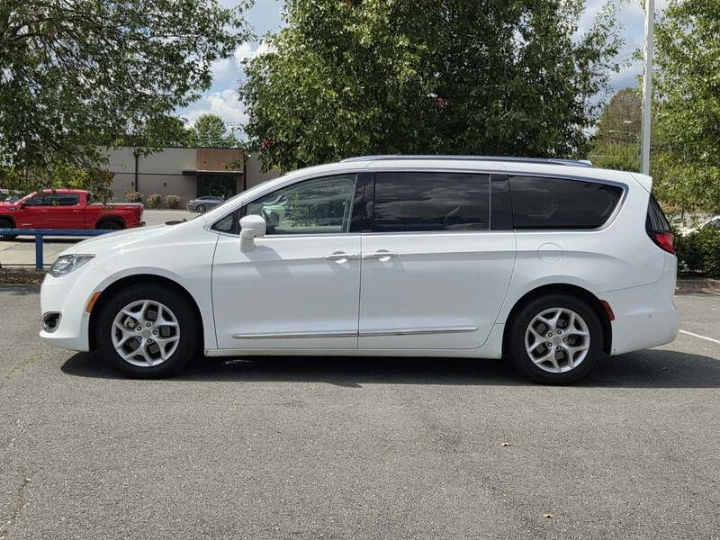 Used 2019 Bright White Clearcoat CHRYSLER TOURING L PLUS image 2