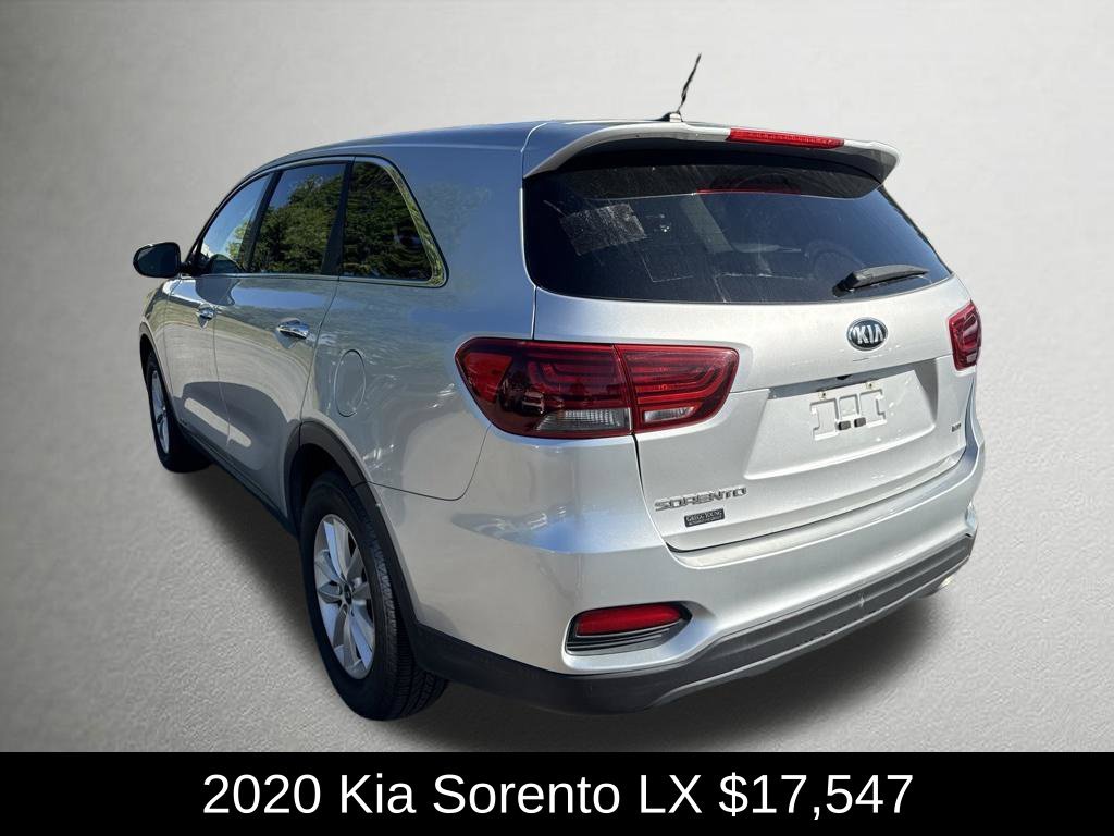 Used 2020 Sparkling Silver Kia LX image 5