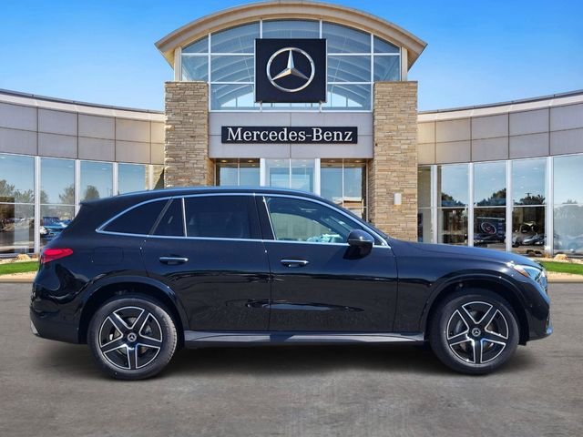 New 2026 Black Mercedes-Benz GLC 300 image 5