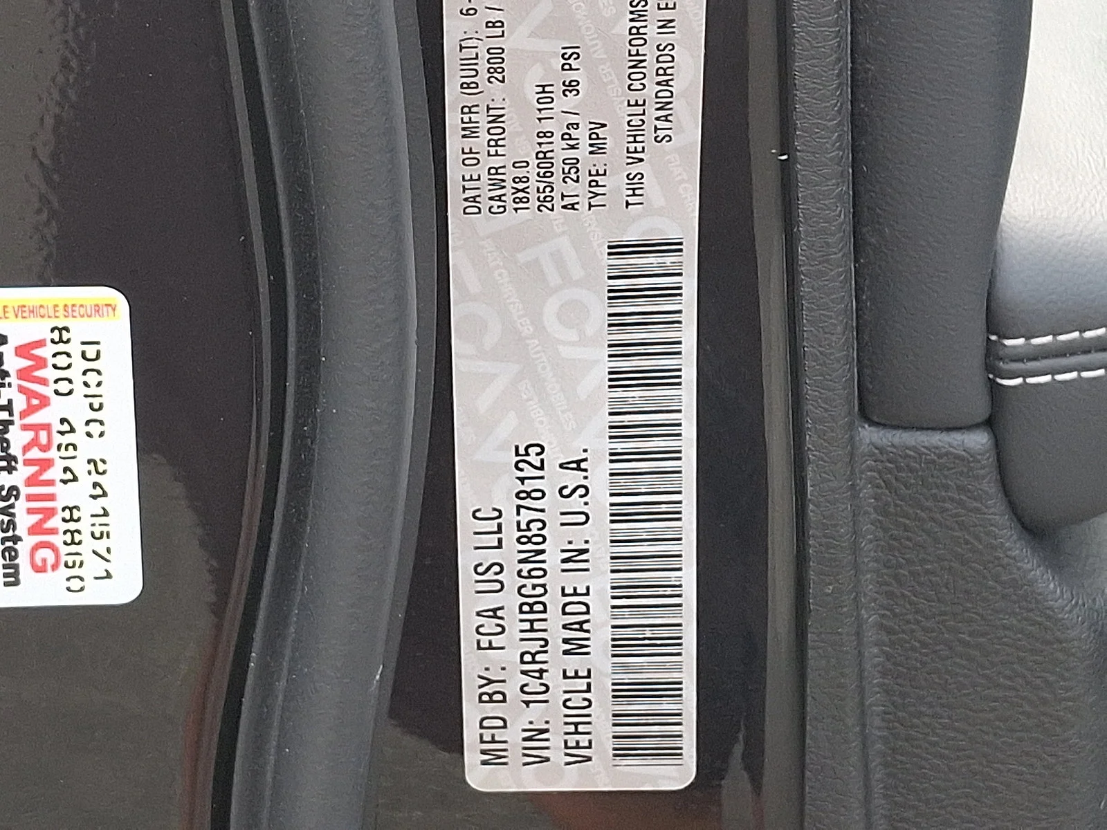 Certified Used 2022 Diamond Black Crystal Pearlcoat Jeep Limited image 27