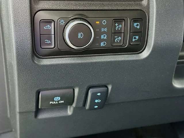 New 2026 White Ford Platinum image 22