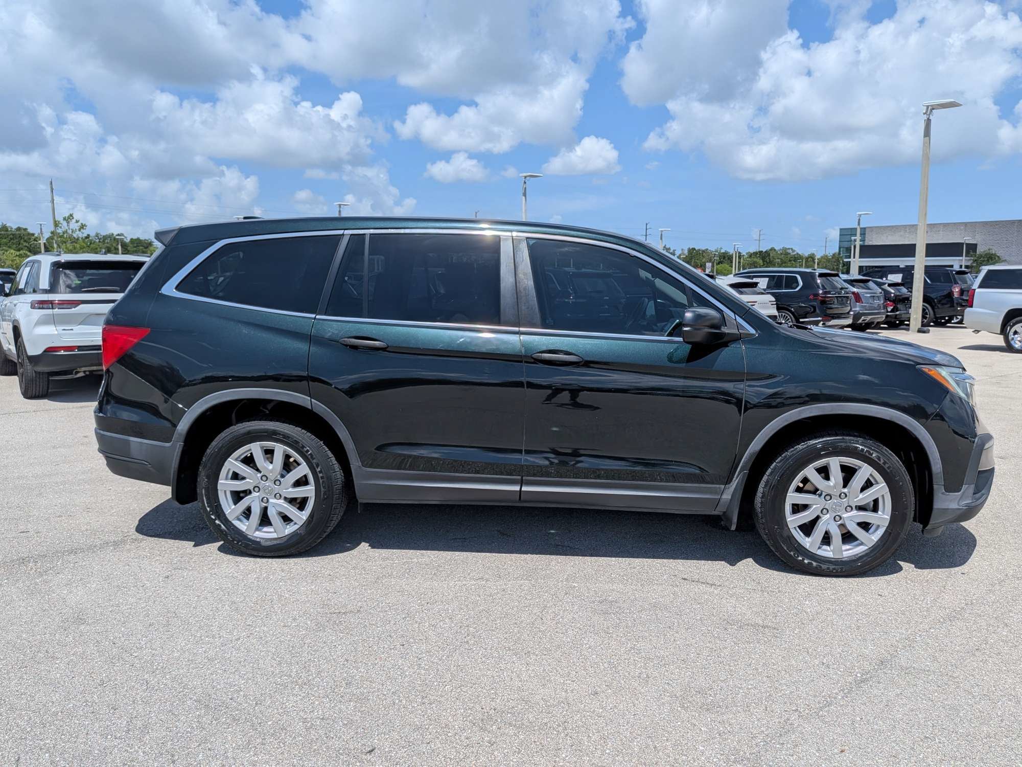 Used 2019 Crystal Black Pearl Honda LX image 4