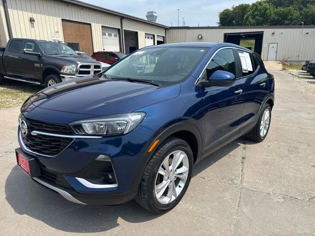 Used 2023 Blue Buick Preferred image 3
