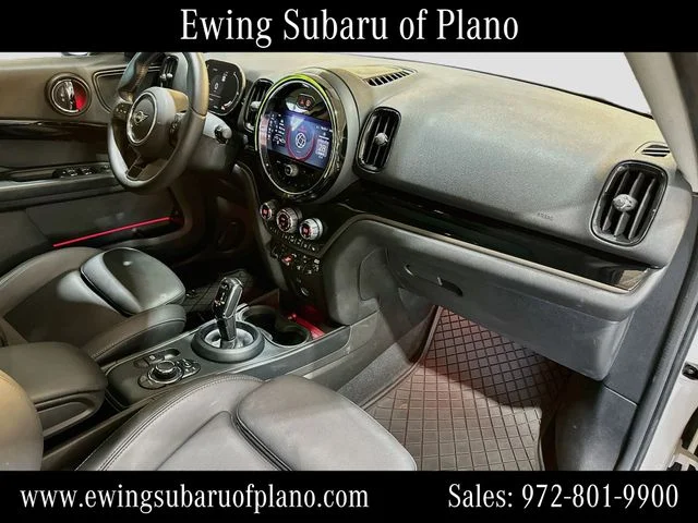 Used 2024 White MINI Classic image 30