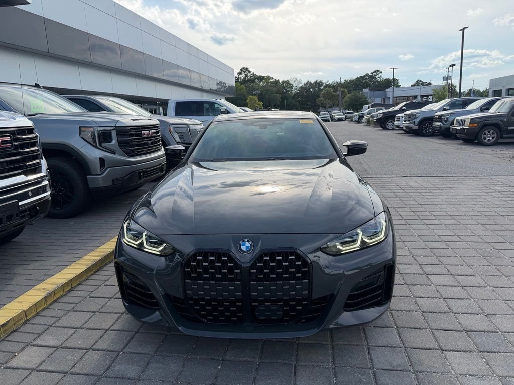 Used 2024 Gray BMW M440i image 4