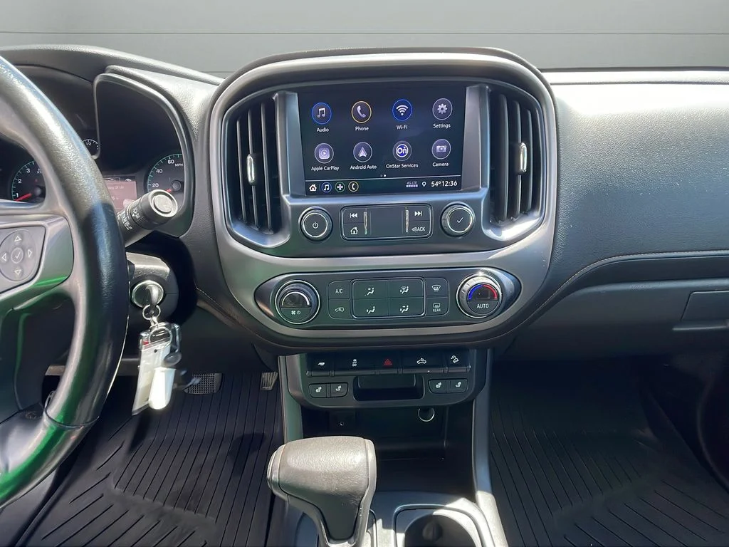 Used 2021 Black GMC AT4 w/Cloth image 24