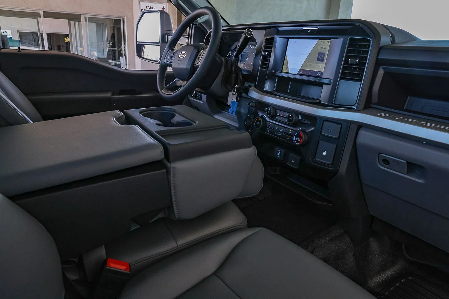 New 2026 Oxford White Ford F-550® XL image 34