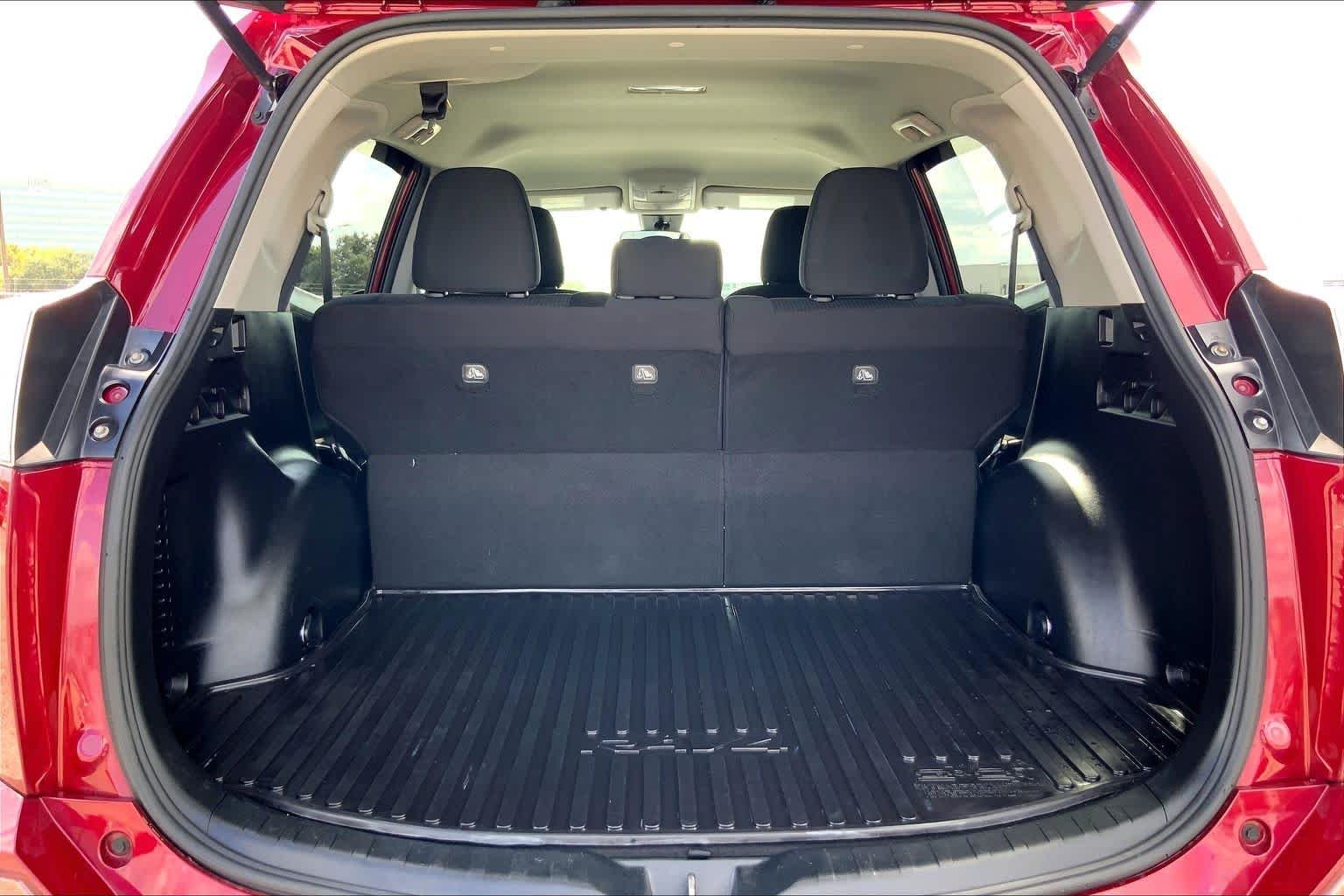 Used 2018 Ruby Flare Pearl Toyota LE image 34