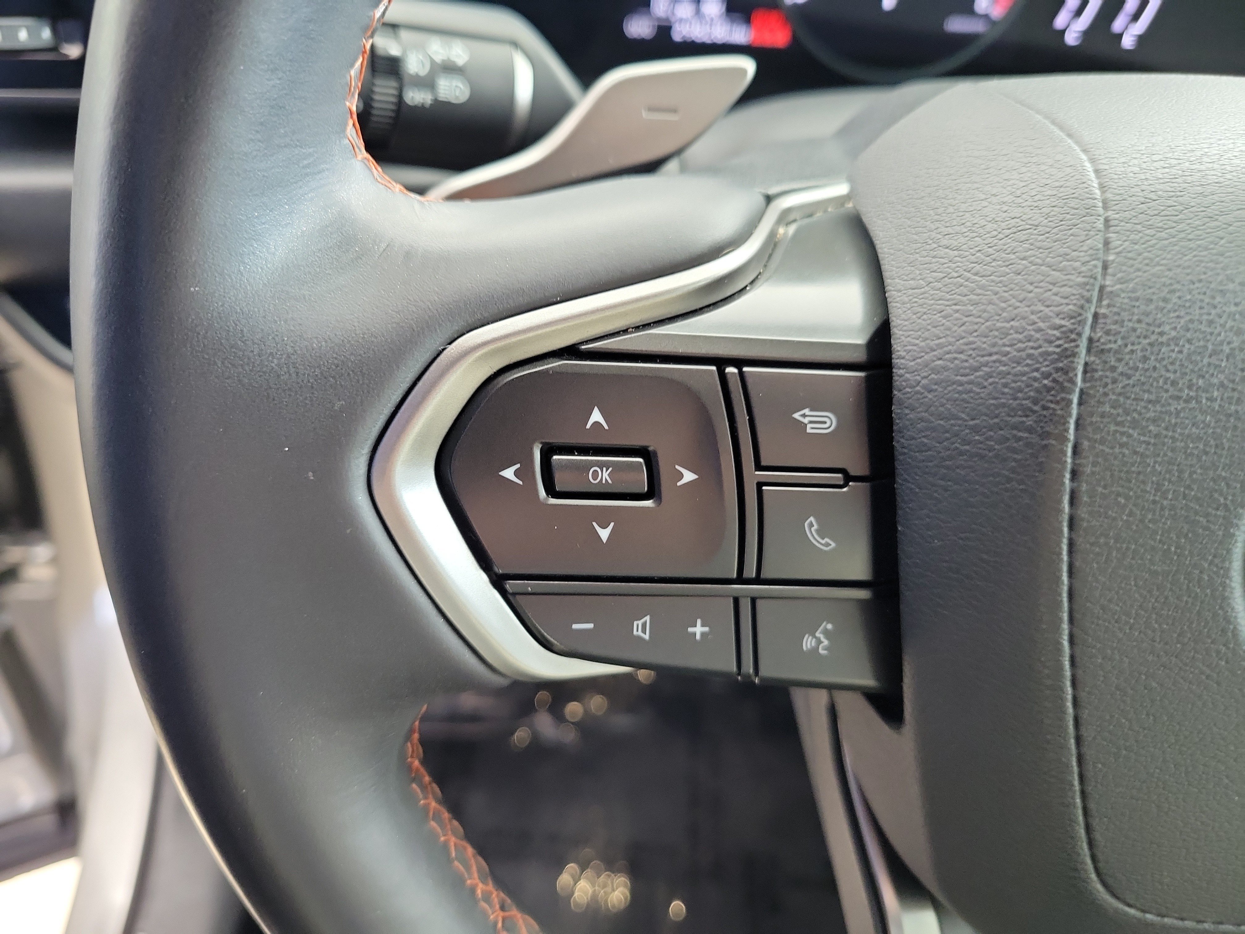 Used 2024 Atomic Silver Lexus NX 250 Premium image 30