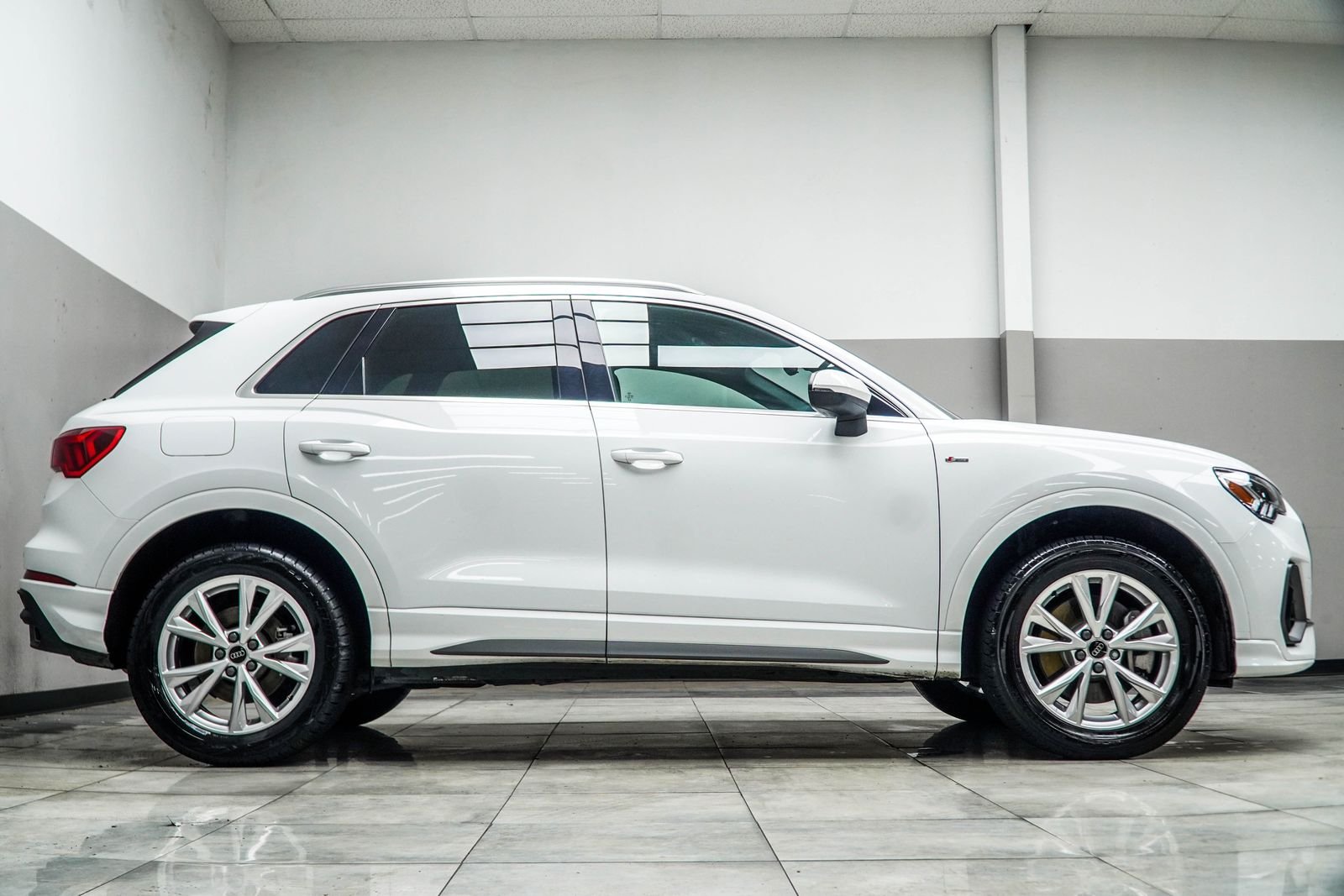Used 2025 White Audi Premium image 7