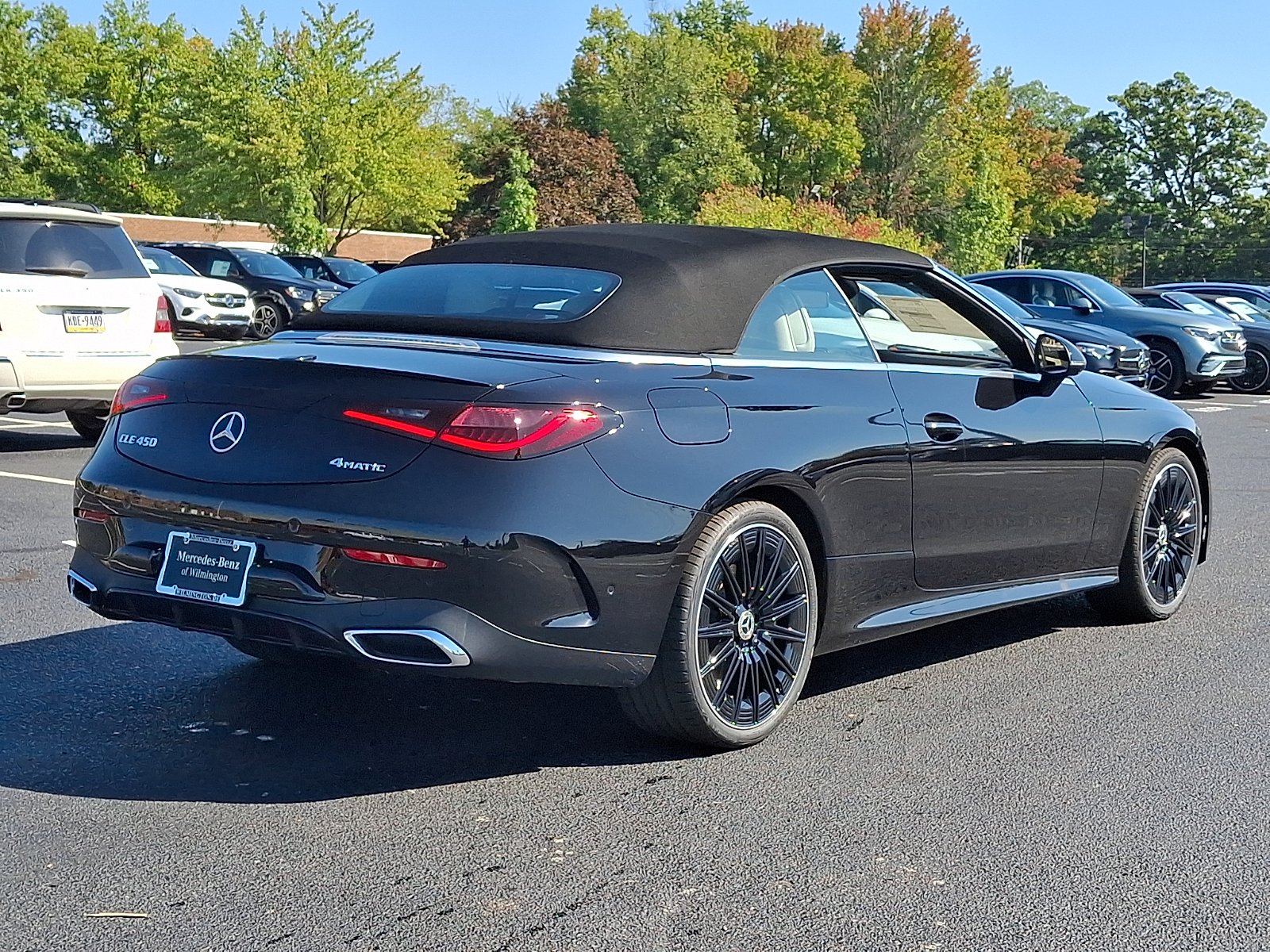 New 2027 Obsidian Black Metallic Mercedes-Benz CLE 450 image 6