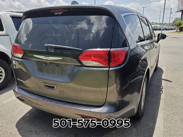 Used 2017 Gray Chrysler Touring image 7
