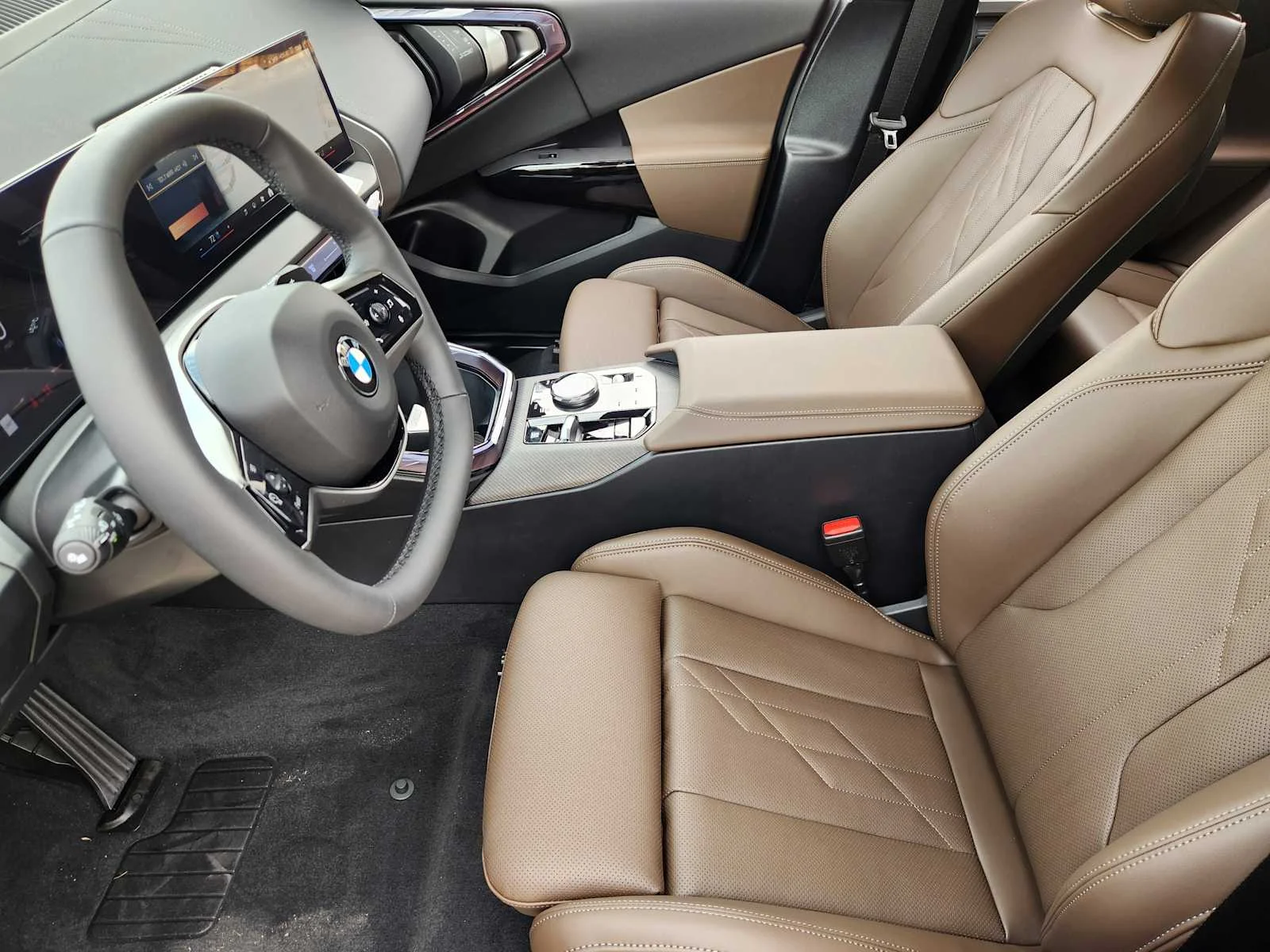 New 2026 Arctic Race Blue metallic BMW  image 4