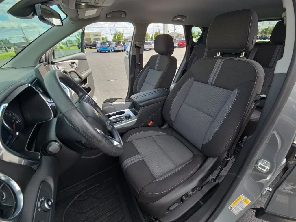 Used 2024 Gray Chevrolet LT image 31
