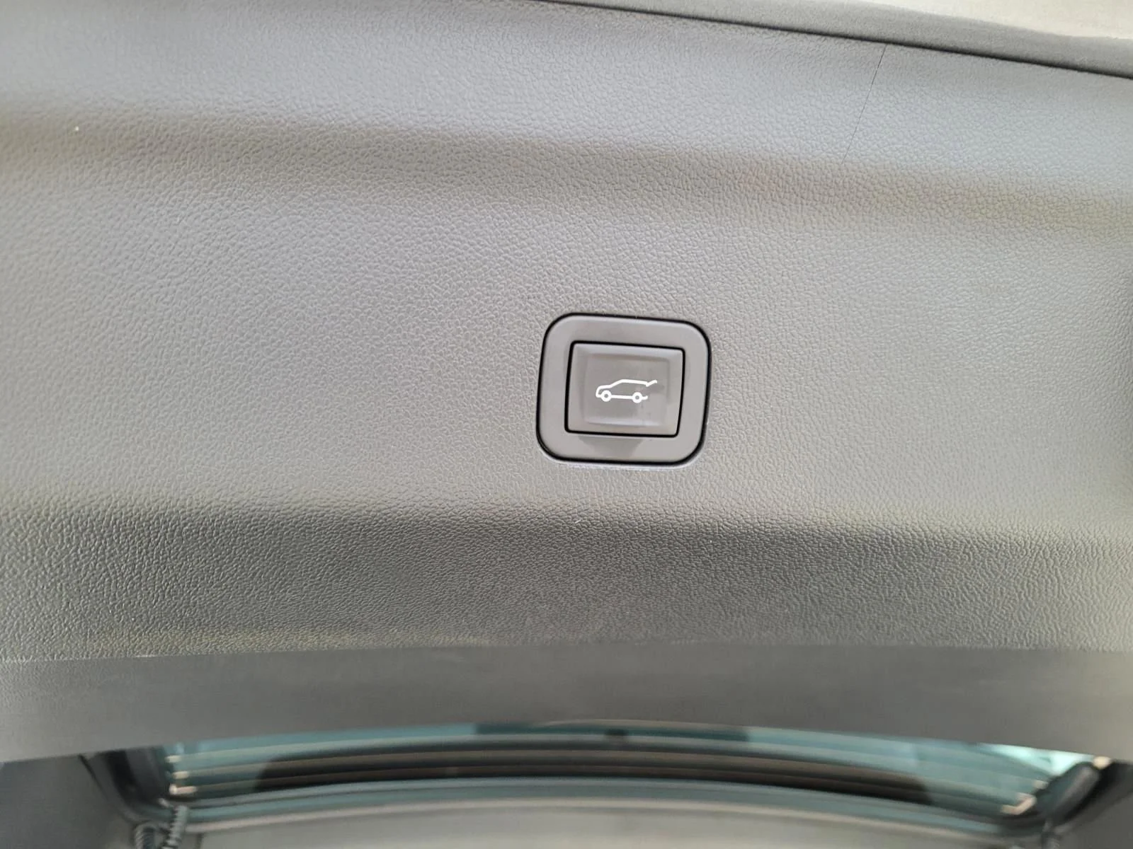 New 2026 Sterling Gray Metallic Chevrolet High Country image 9