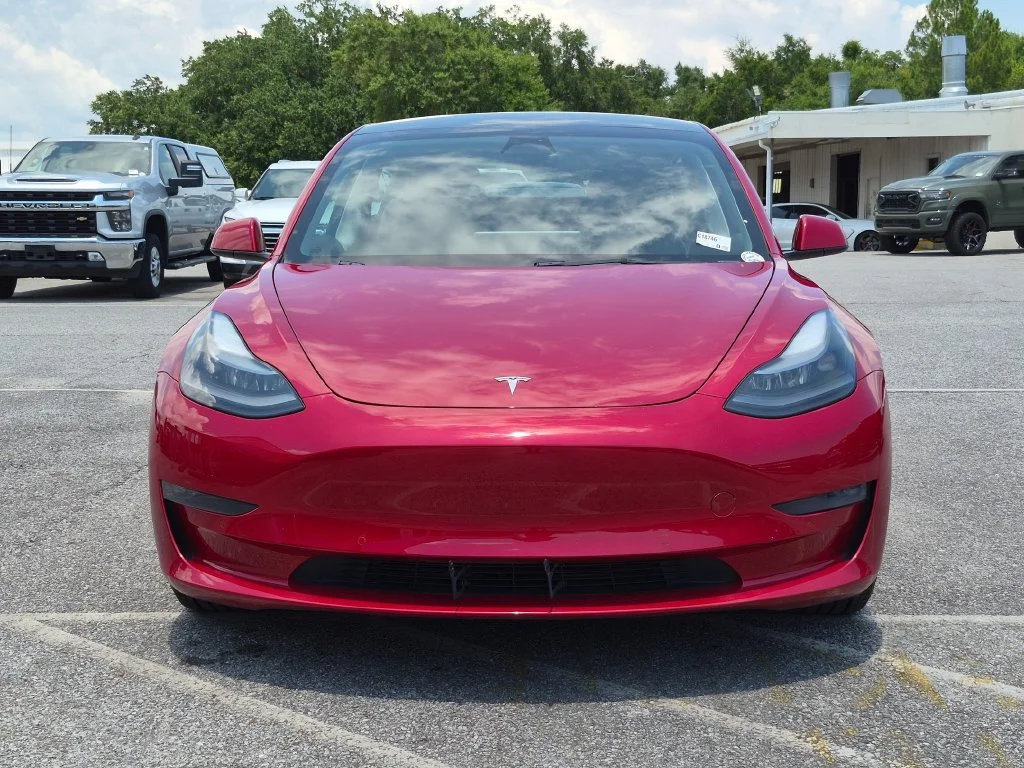 Used 2022 Red Tesla Long Range image 8