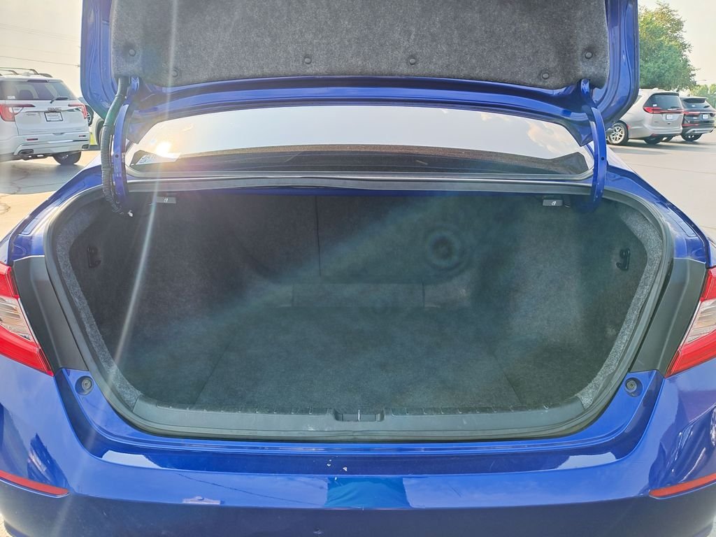 Used 2018 Blue Honda Sport image 9