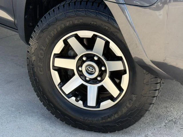 Certified Used 2018 MAGNETIC GRAY MET. Toyota TRD Off Road Premium image 6