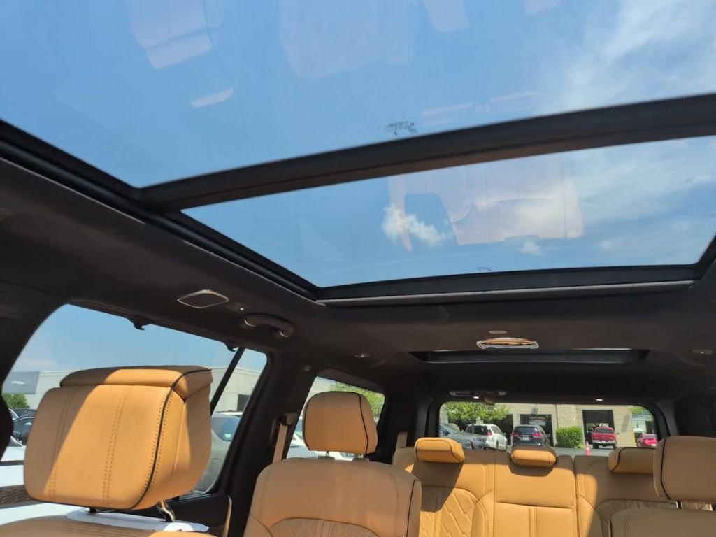 New 2026 Bright White Clearcoat Jeep Summit Reserve image 25