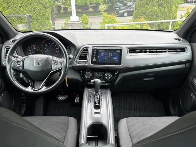 Used 2019 Crystal Black Pearl Honda Sport image 8