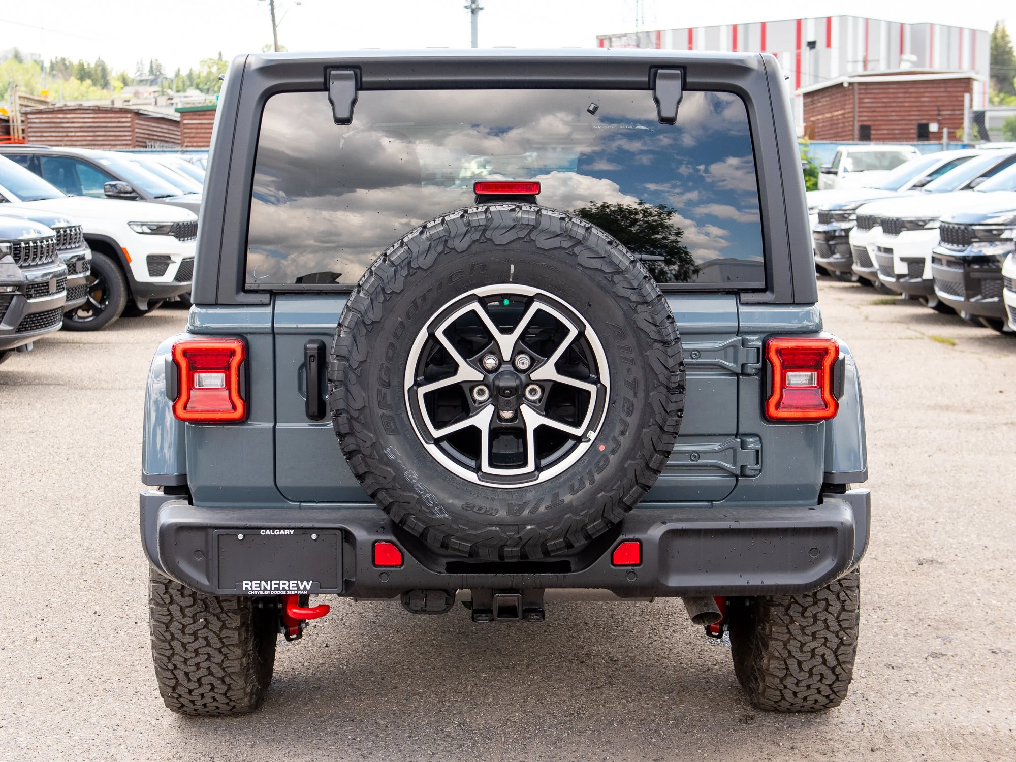 New 2026 Dark blue Jeep Rubicon* 4 Door 4x4, Nappa Leather, Safety Group, Front/Rear Lockers image 4