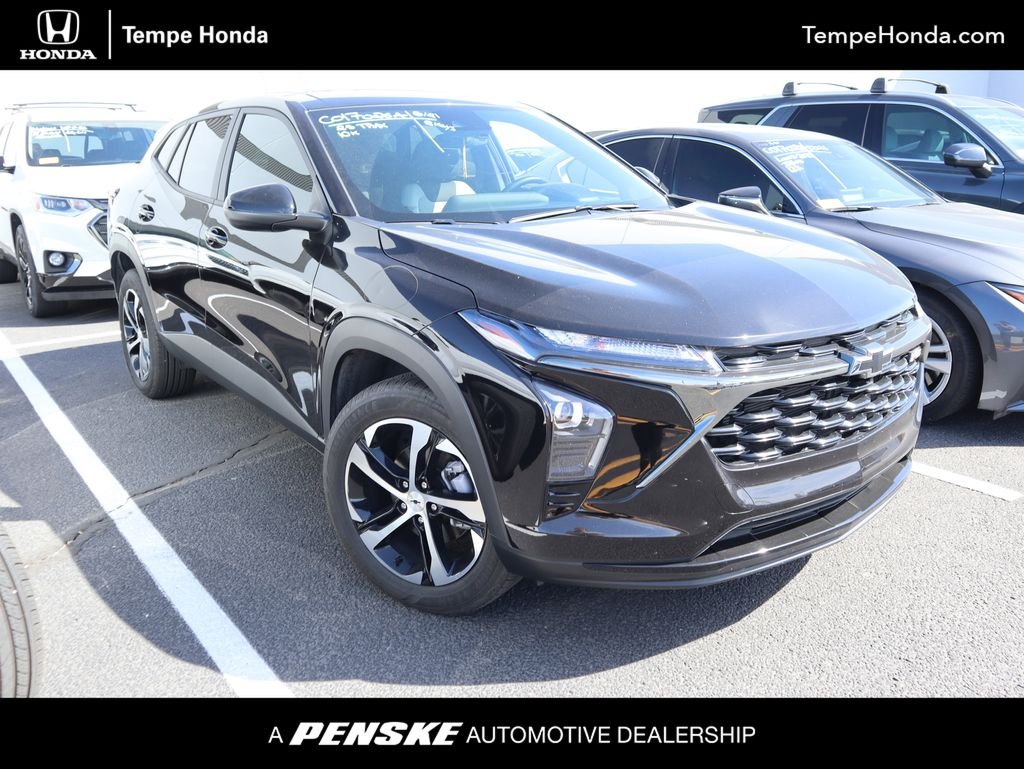 2025 Chevrolet Trax 1RS's photo