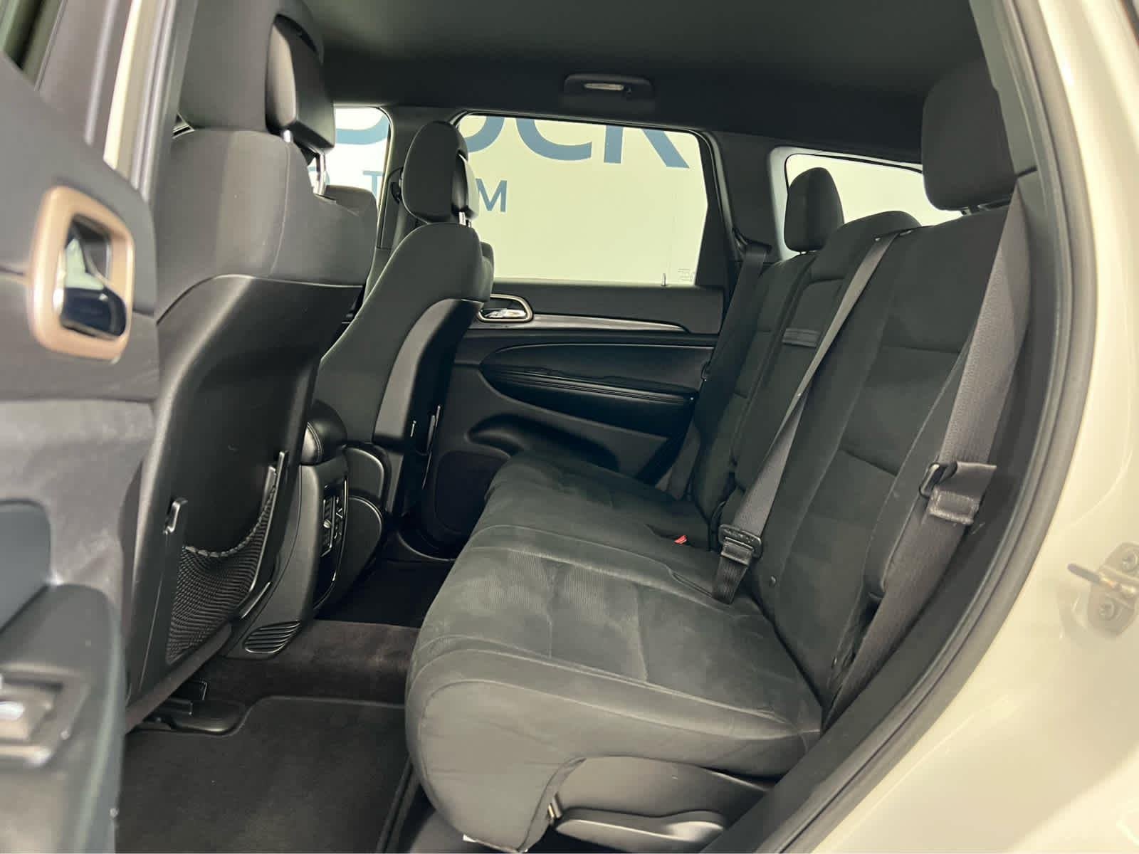 Used 2015 Bright White Clearcoat Jeep Laredo image 42