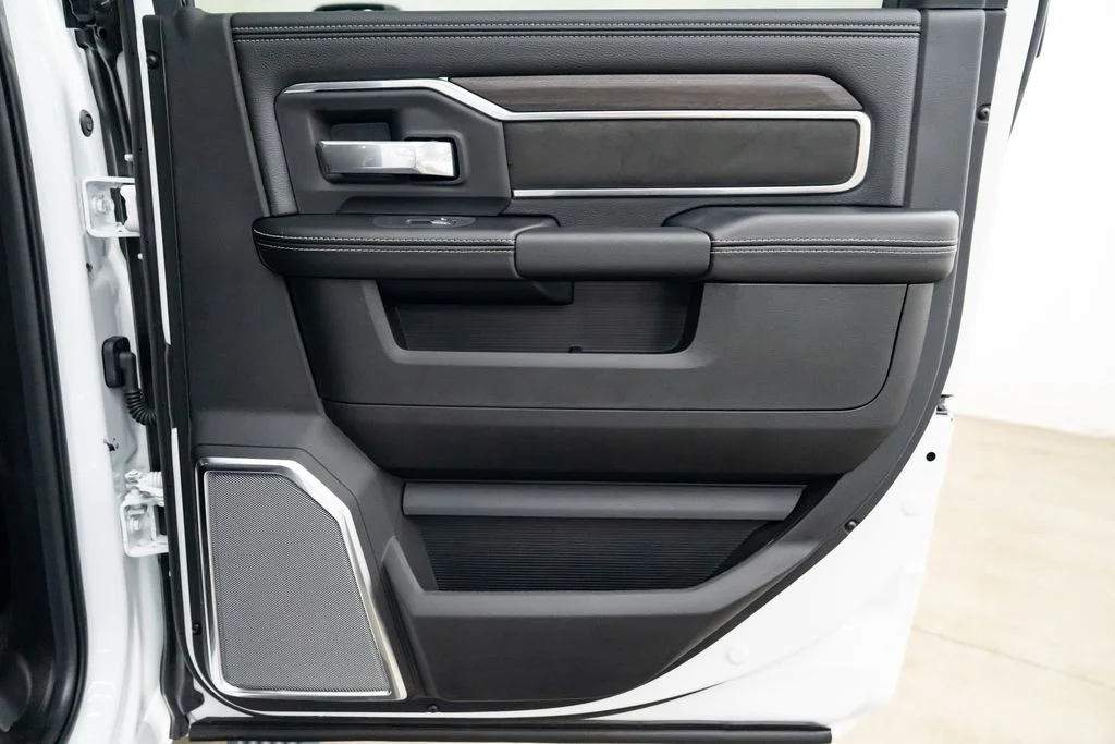 New 2026 Bright White Clear-Coat Exterior Paint RAM Laramie image 33
