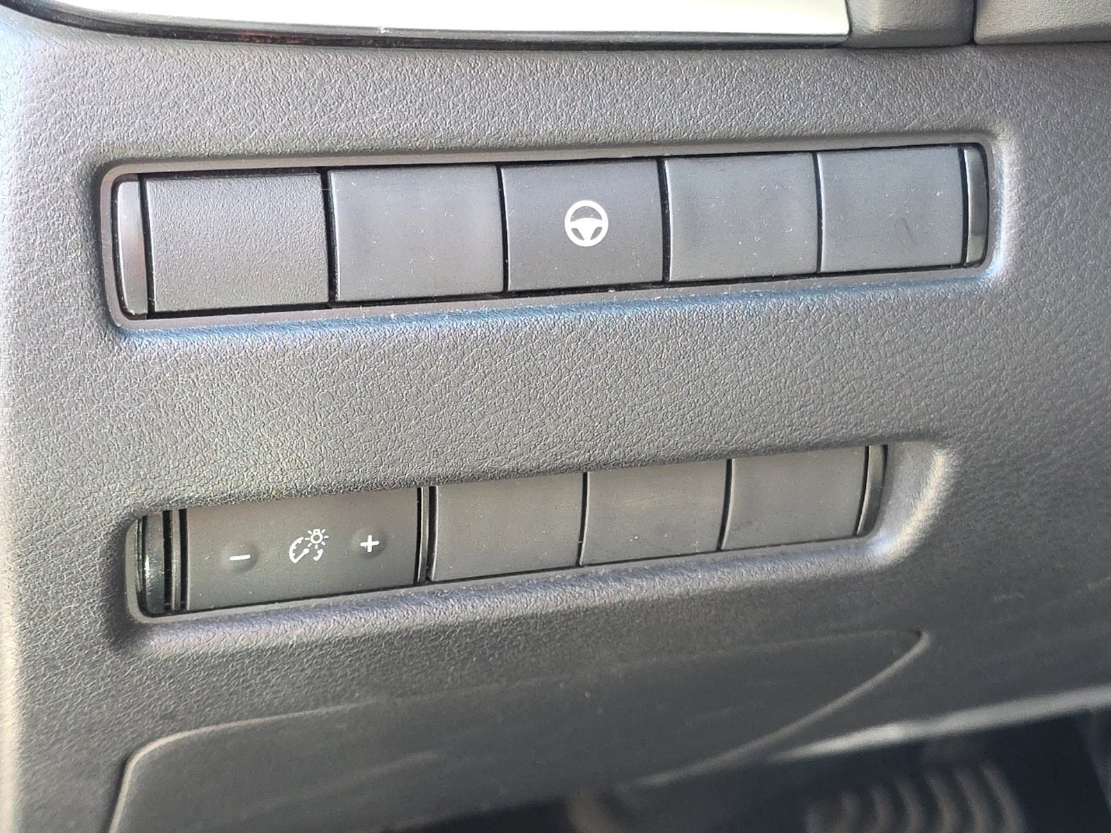 Used 2023 Gray Nissan SV image 22