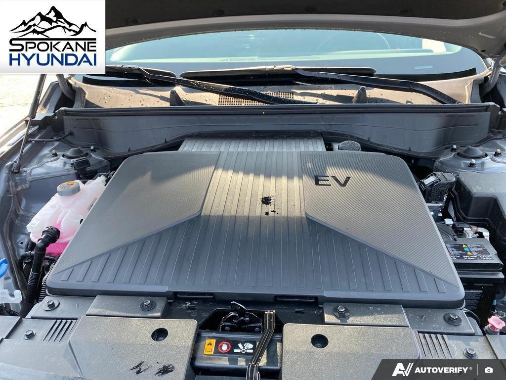 Certified Used 2024 Ecotronic Gray Pearl Hyundai SEL image 13