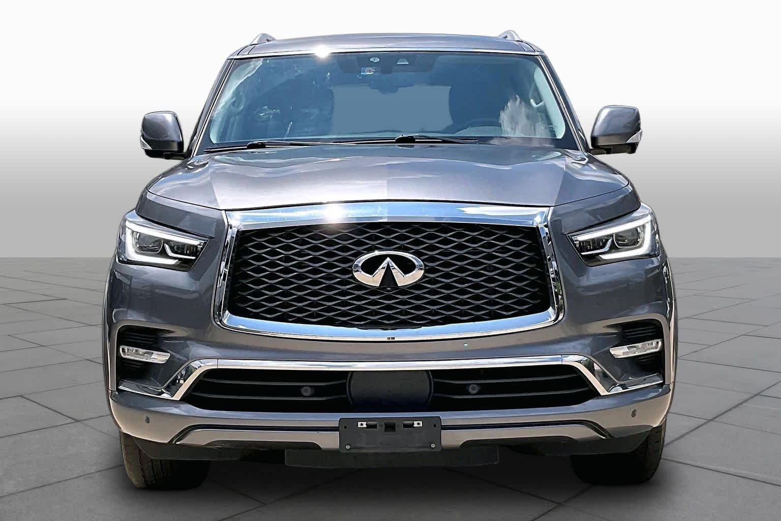 Used 2020 Graphite Shadow INFINITI LUXE image 4