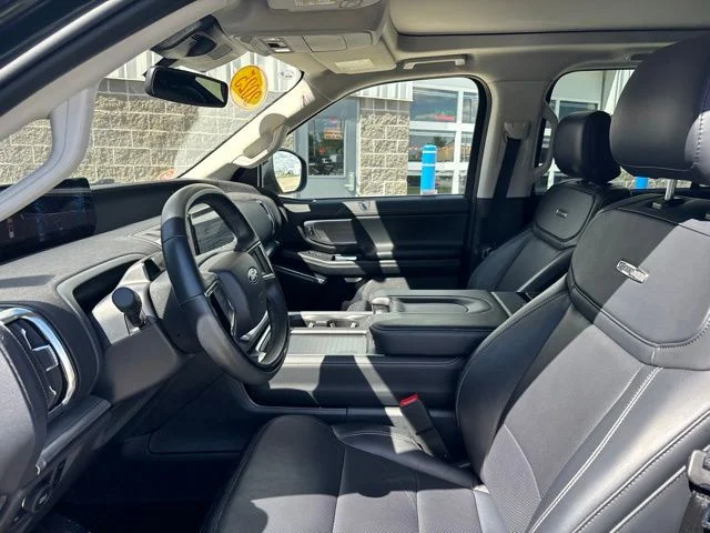 Certified Used 2025 Agate Black Metallic Ford Platinum image 15