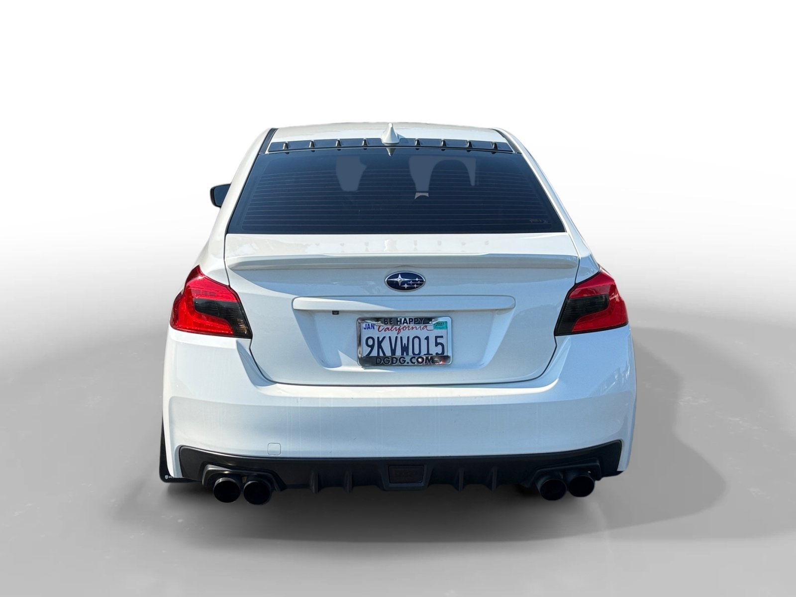 Used 2017 Crystal White Pearl Subaru Base image 4