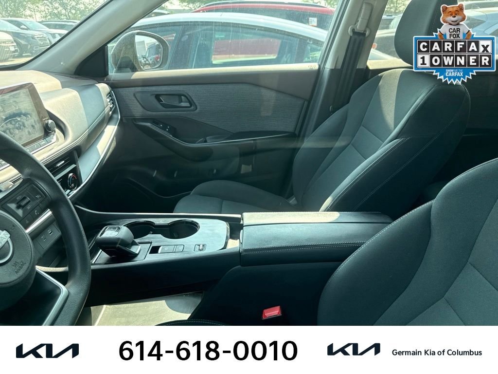 Used 2023 Gray Nissan S image 8