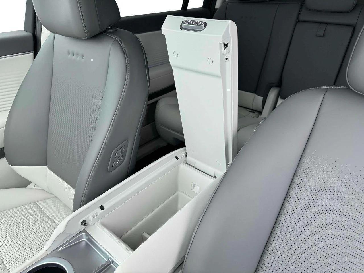 New 2026 Gray Hyundai SEL image 18