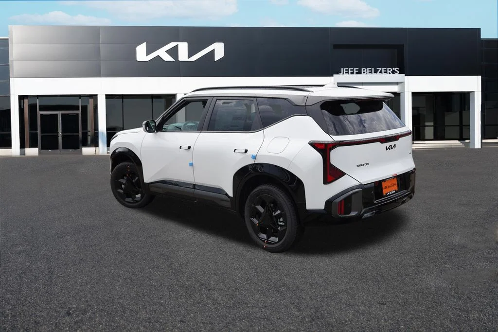 New 2027 Snow White Pearl Kia X-Line S image 5
