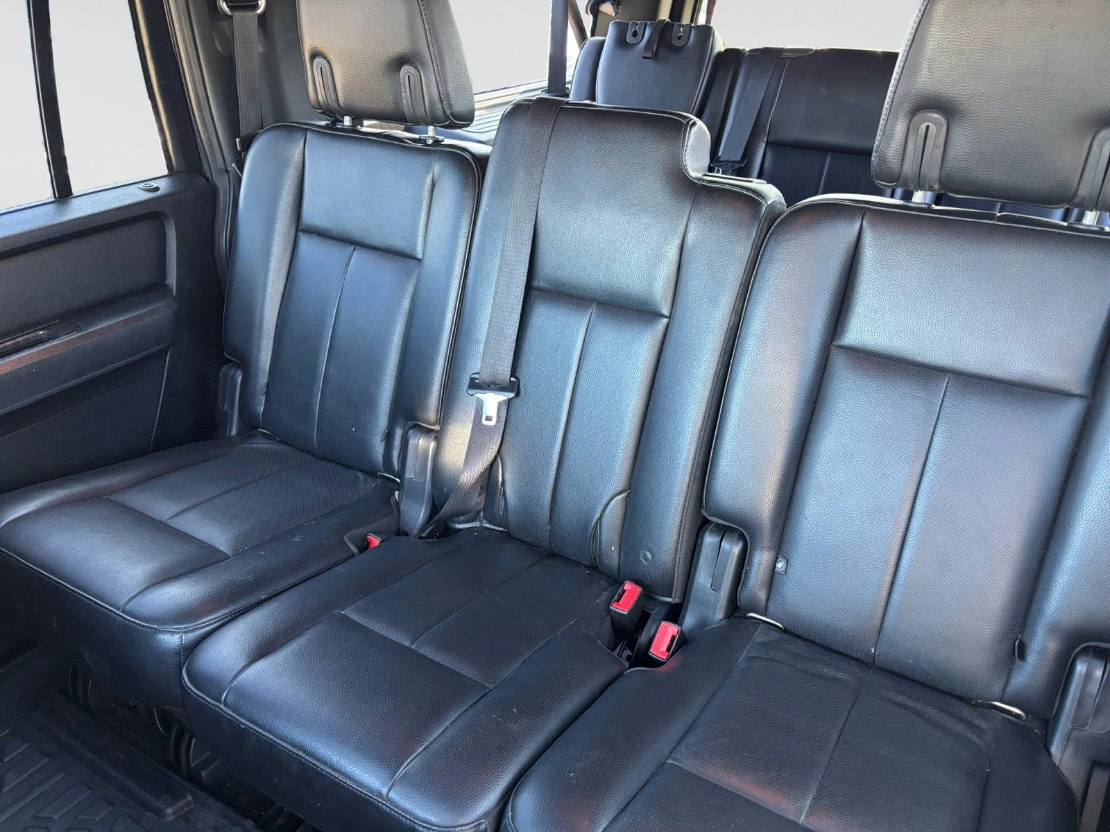 Used 2016 Magnetic Ford Limited image 13