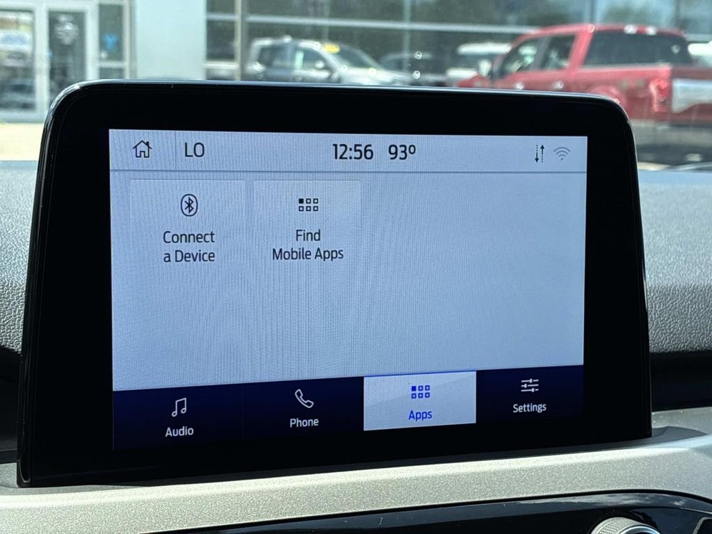 Used 2022 White Ford SE image 34