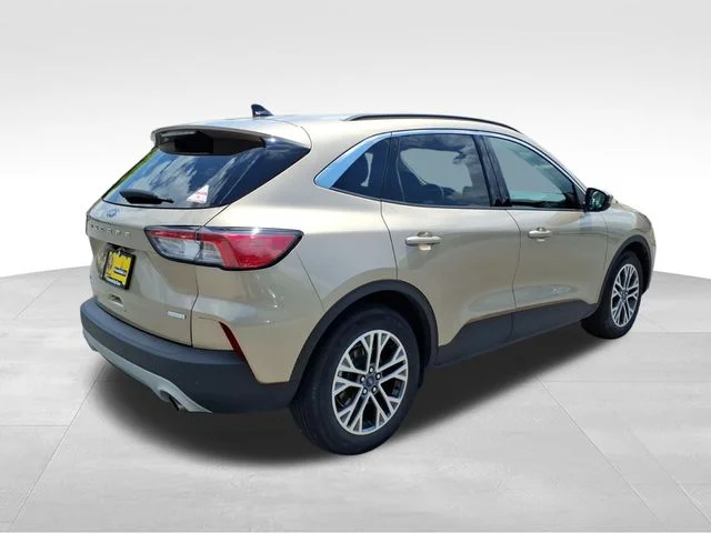Used 2020 Gold Ford SEL image 11