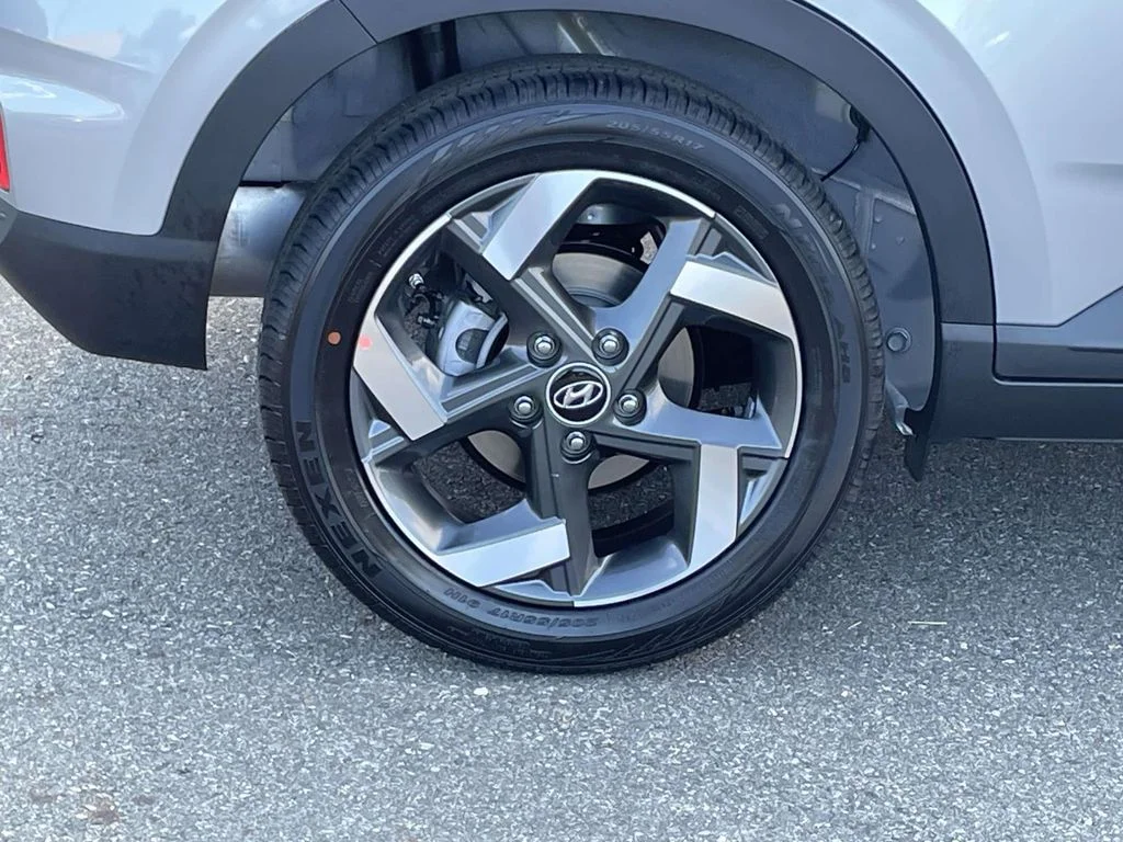 New 2026 Silver Hyundai SEL image 7