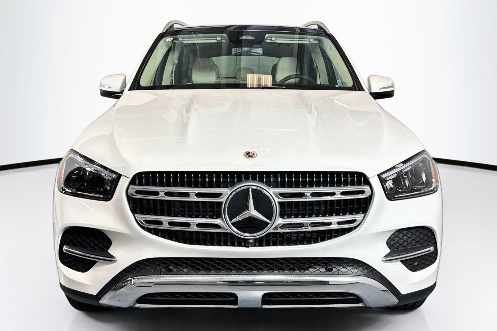 New 2026 Polar White Mercedes-Benz GLE 350 image 2